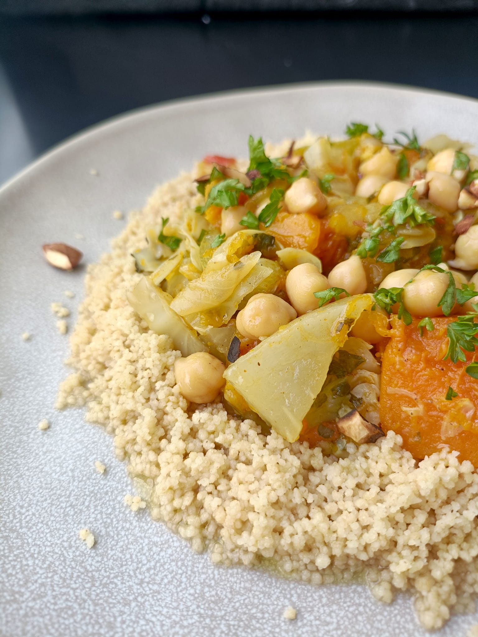 Cuscús con verduras y garbanzos