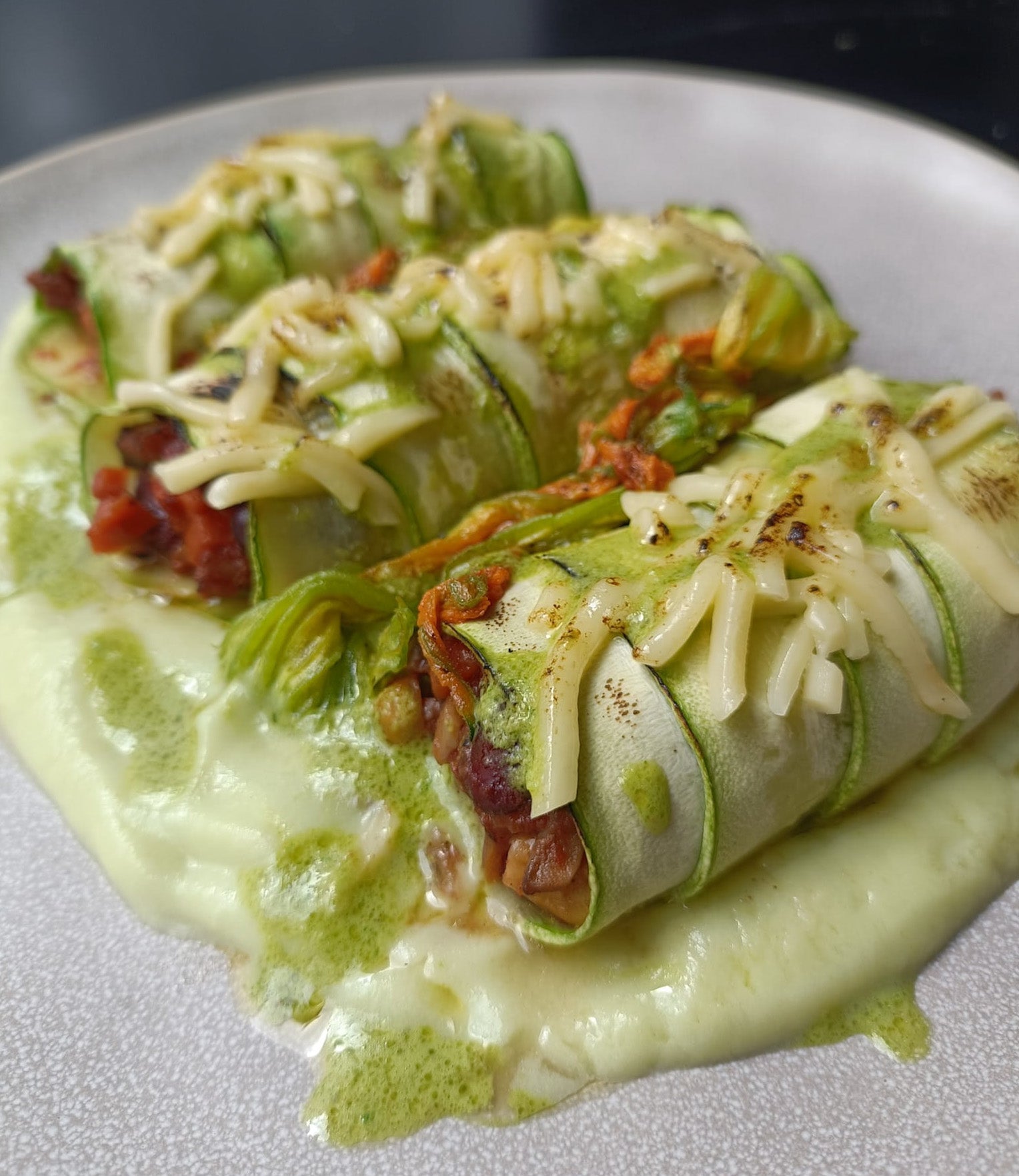 Canelones de calabacín a la boloñesa